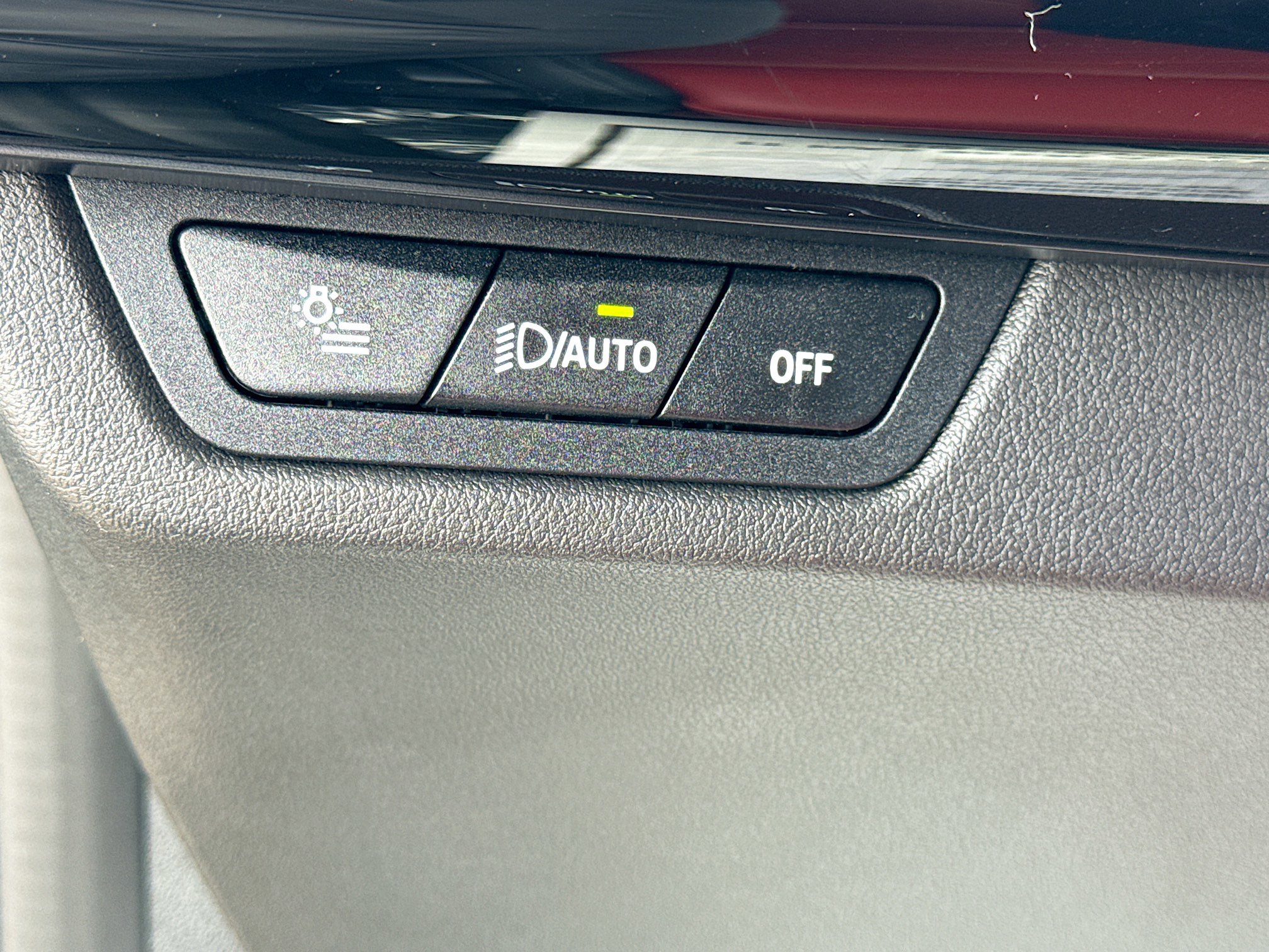 Used 2025 BMW X2 xDrive28i image 36