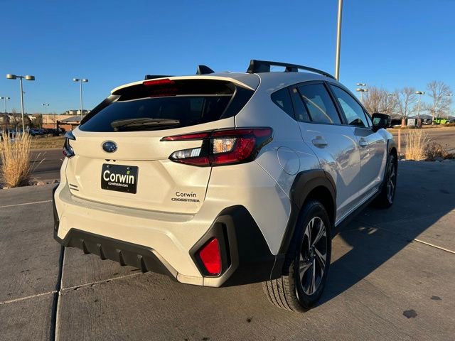 Used 2024 Subaru Crosstrek 2.0i Premium image 8
