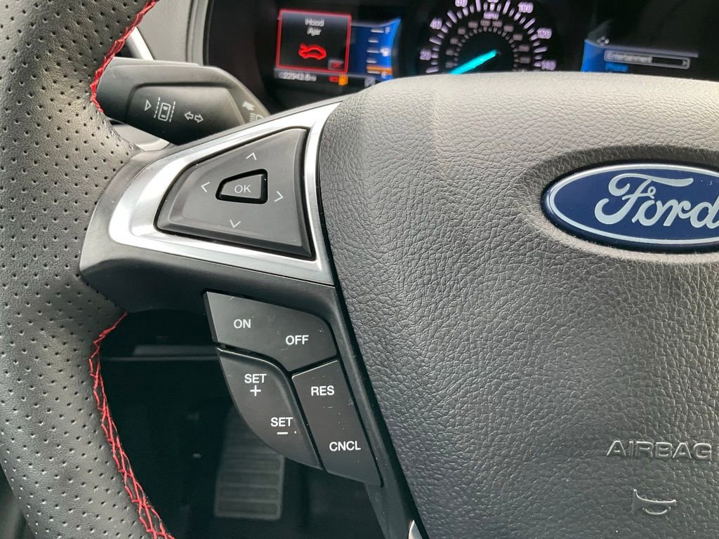 Used 2024 Ford Edge ST-Line image 4