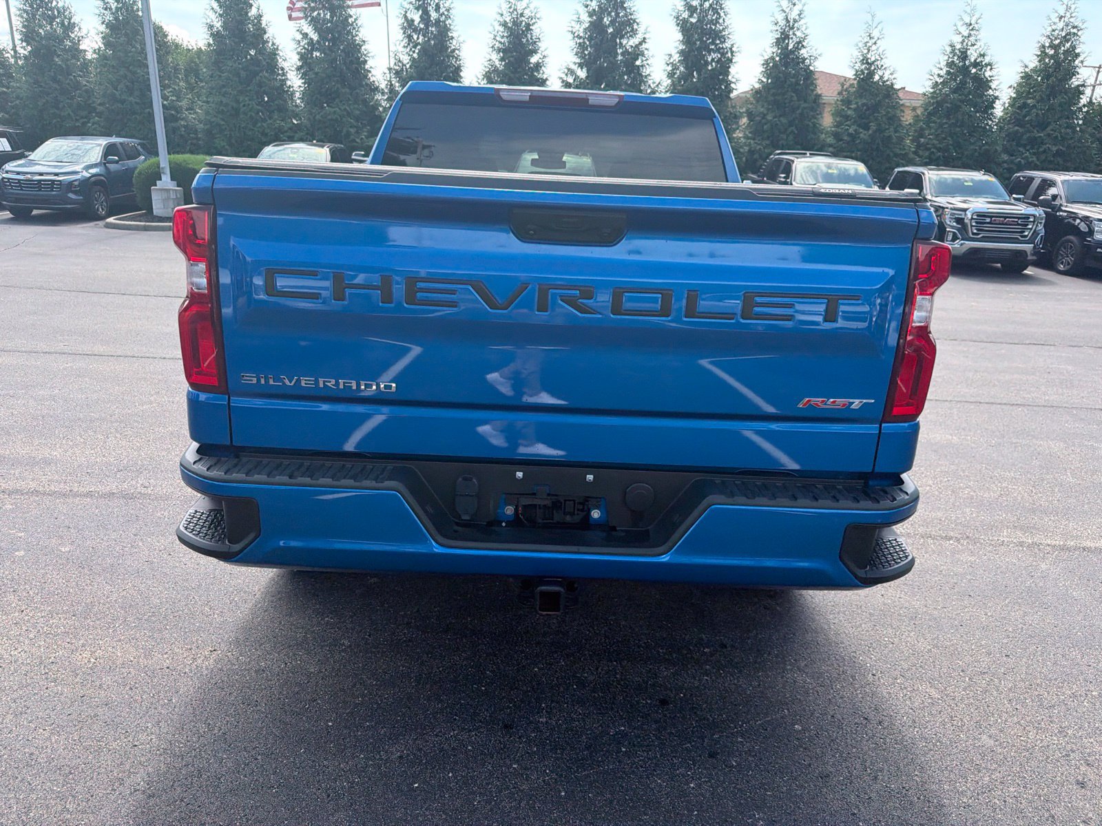 Used 2024 Chevrolet Silverado 1500 RST w/ Protection Package AWD/4WD image 4