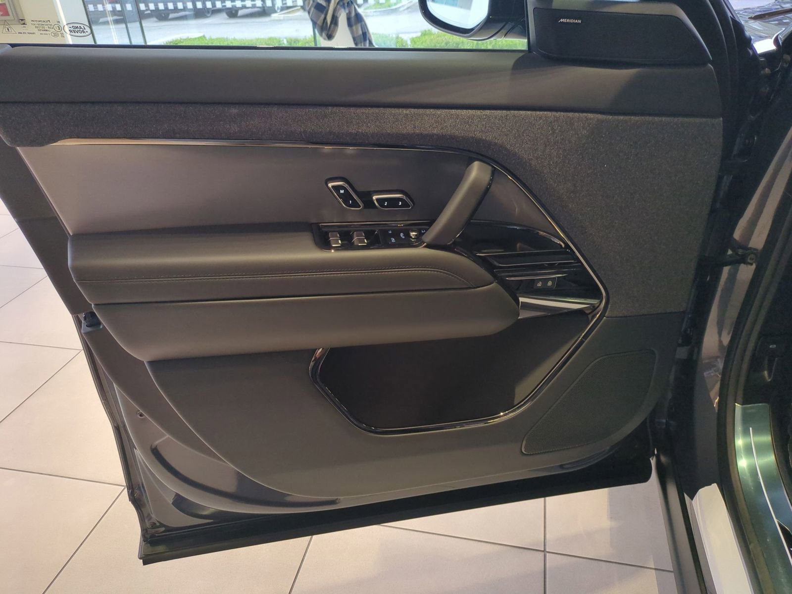 New 2026 Land Rover Range Rover Sport SE AWD/4WD image 10