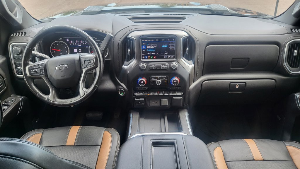 Used 2021 Chevrolet Silverado 2500 LTZ w/ Carhartt Edition AWD/4WD image 26