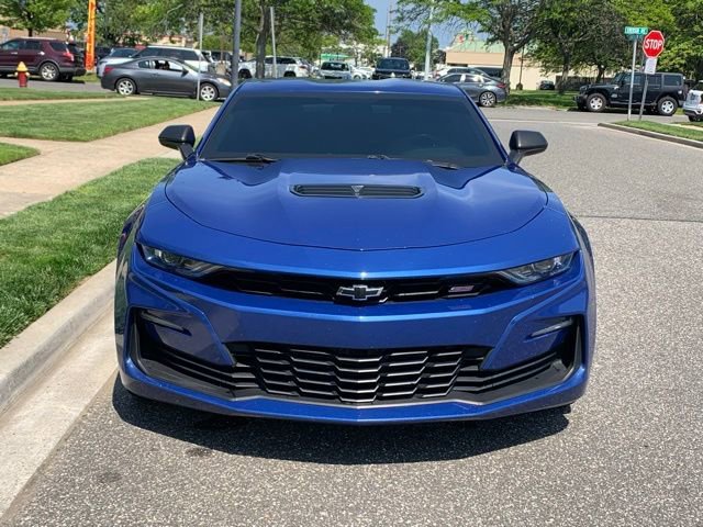 Used 2021 Chevrolet Camaro SS image 2