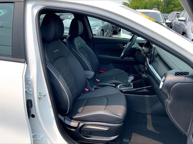 Used 2023 Kia Forte GT-Line FWD image 17