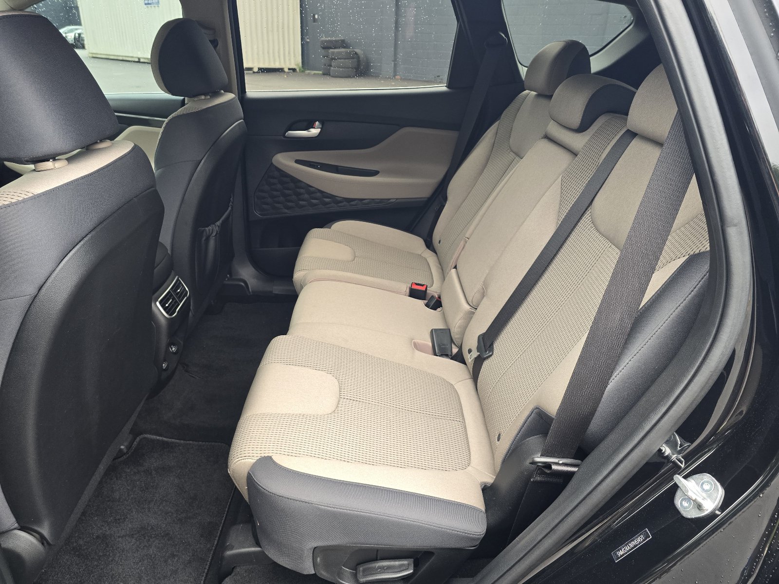 Used 2023 Hyundai Santa Fe SEL FWD image 12