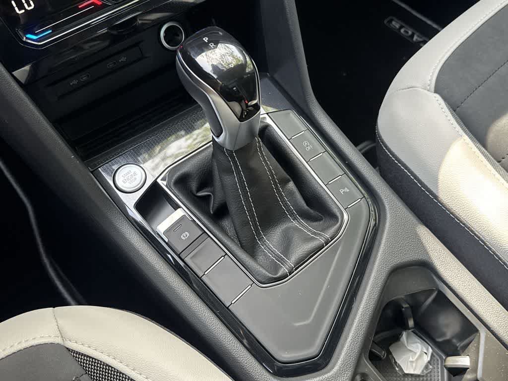 New 2026 Volkswagen Taos SE FWD image 20