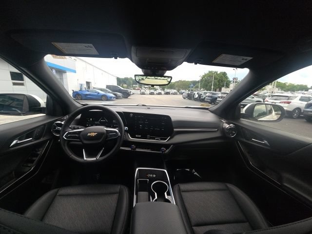 Used 2025 Chevrolet Equinox LT w/ Convenience Package II AWD/4WD image 13