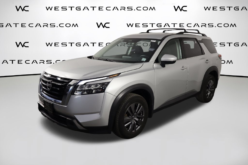 Used 2024 Nissan Pathfinder SV