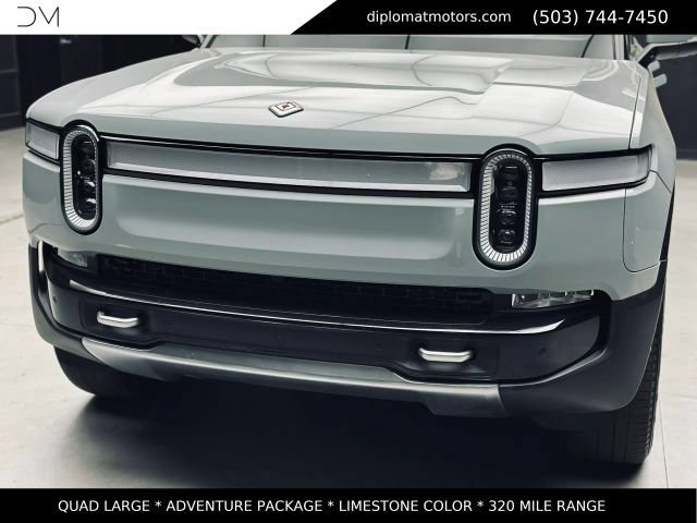 Used 2024 Rivian R1S Adventure AWD/4WD image 13
