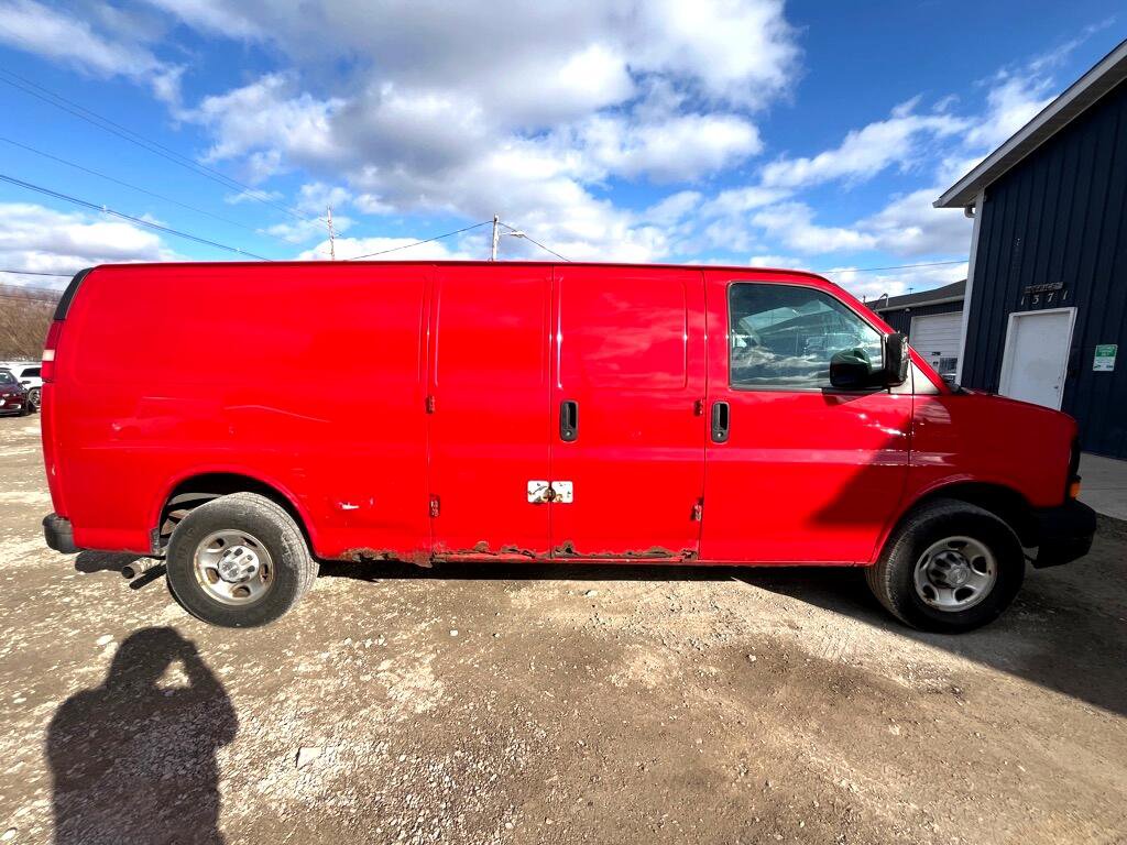 Used 2009 Chevrolet Express 2500 Extended image 6