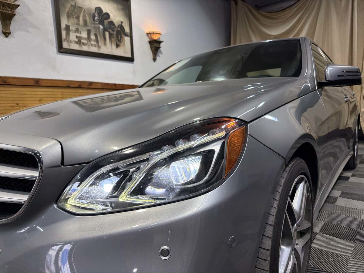 Used 2014 Mercedes-Benz E 550 4MATIC Sedan w/ Premium 1 Package image 8