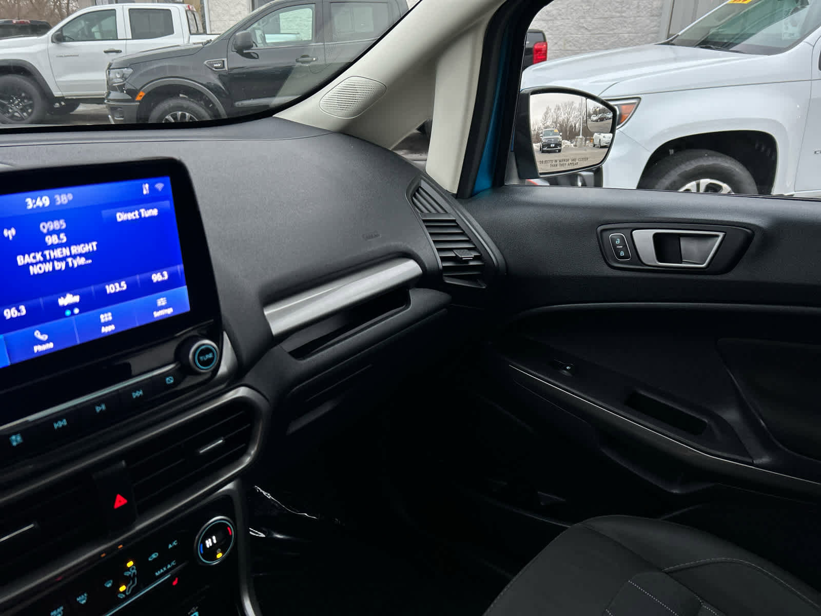 Used 2020 Ford EcoSport SE image 22