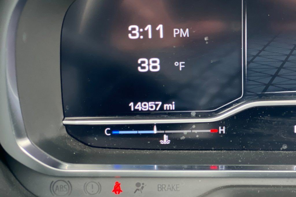 Certified 2022 GMC Yukon XL AT4 w/ Max Trailering Package image 23