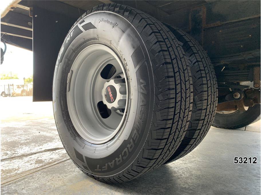 Used 2007 GMC Sierra 3500 W/T RWD image 17
