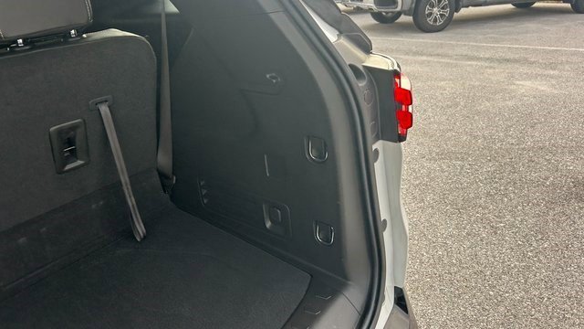 Certified 2023 Chevrolet Traverse Premier w/ Redline Edition image 13