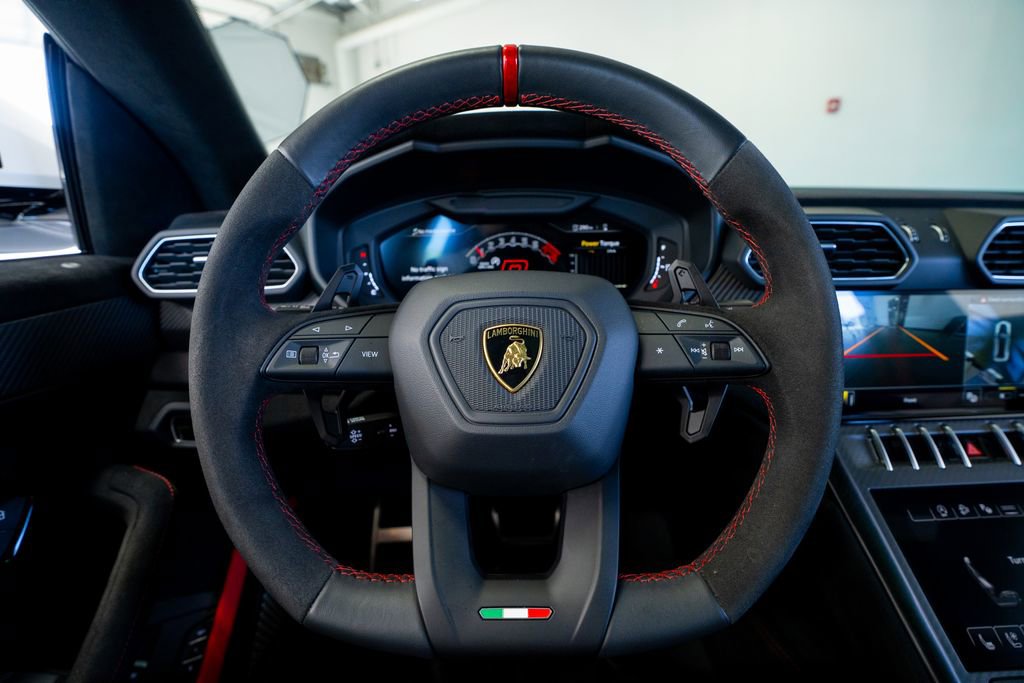 Used 2024 Lamborghini Urus Performante image 45