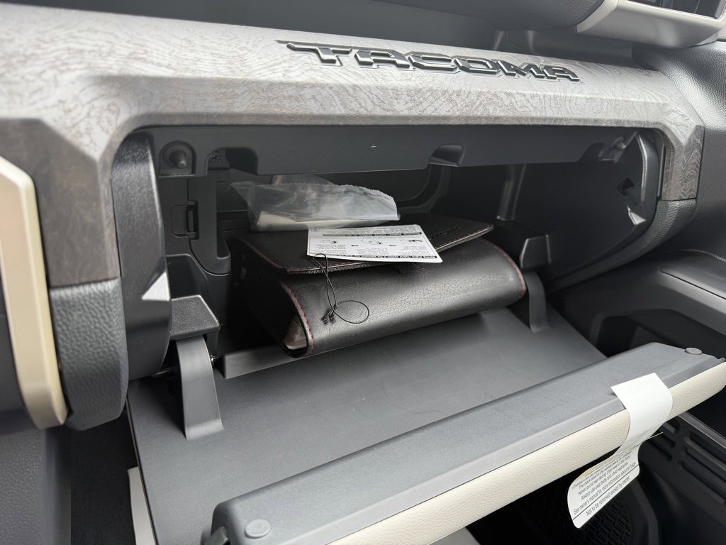 New 2025 Toyota Tacoma Limited image 27