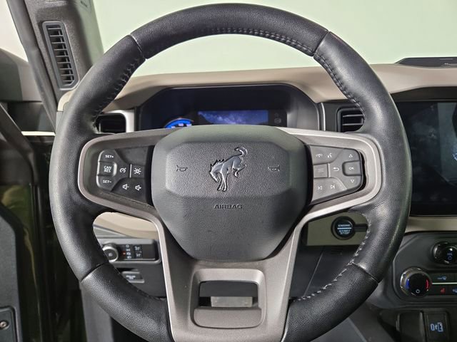 Used 2023 Ford Bronco Wildtrak image 21