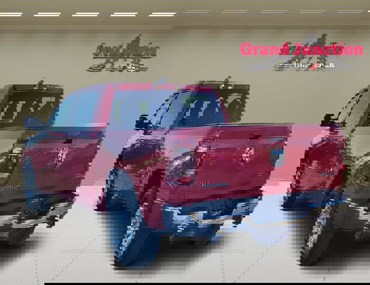 Used 2024 RAM 1500 Laramie image 5