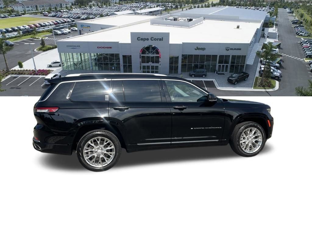 Certified 2021 Jeep Grand Cherokee L Summit w/ Advanced Protech Group IV AWD/4WD image 15