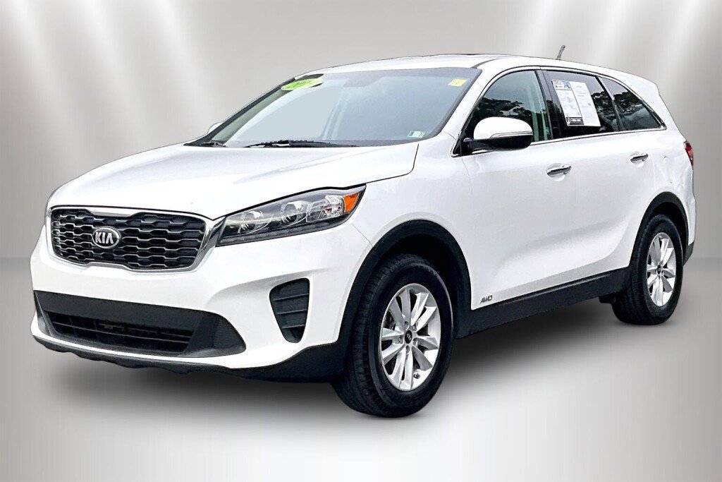 Used 2019 Kia Sorento AWD image 3