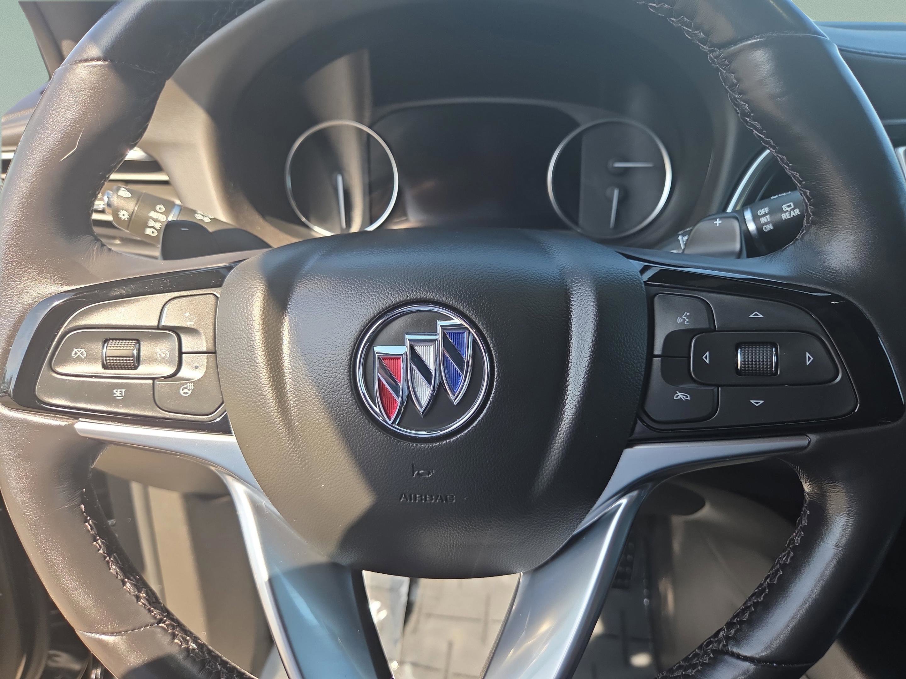 Used 2022 Buick Enclave Avenir w/ Avenir Technology Package image 13