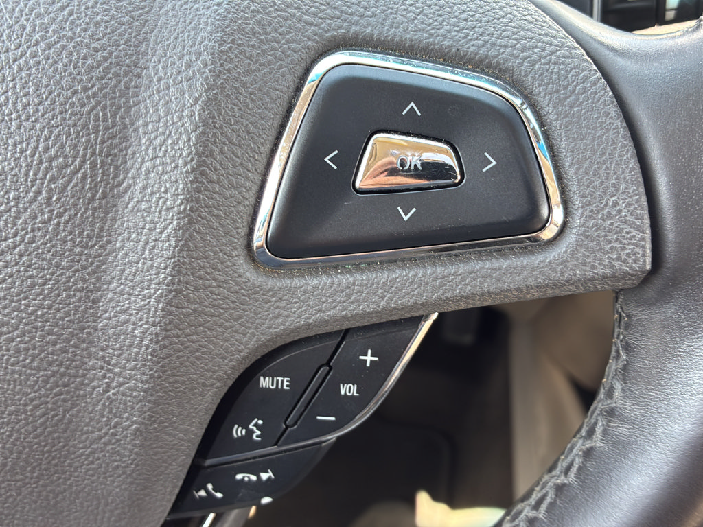 Used 2017 Lincoln MKX Reserve FWD image 37