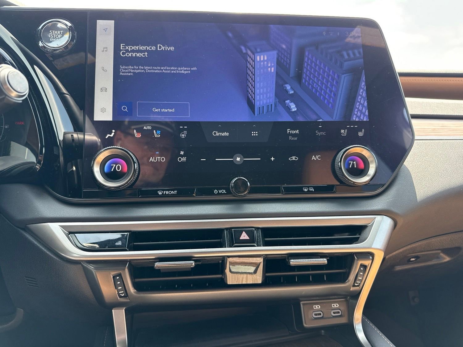 Used 2024 Lexus RX 350 Premium w/ Accessory Package (Z1) FWD image 15