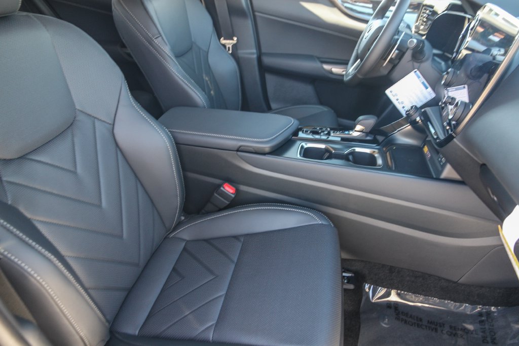 Used 2026 Lexus NX 450h+ AWD w/ Accessory Package (Z2) image 17