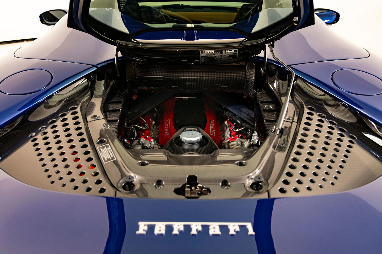 Certified 2022 Ferrari SF90 Spider image 32