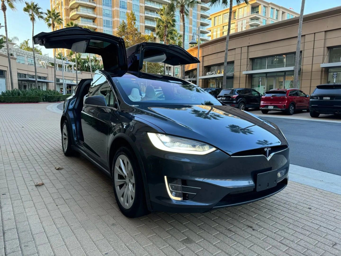 Used 2017 Tesla Model X 100D image 74