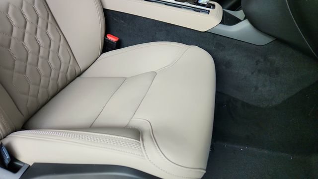 New 2026 Volvo XC90 B5 Core w/ Protection Package Premier AWD/4WD image 36