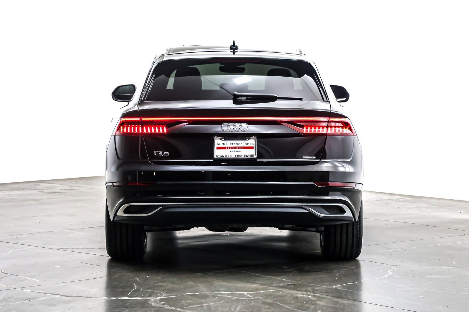 Used 2023 Audi Q8 Premium Plus w/ Premium Plus Package image 5