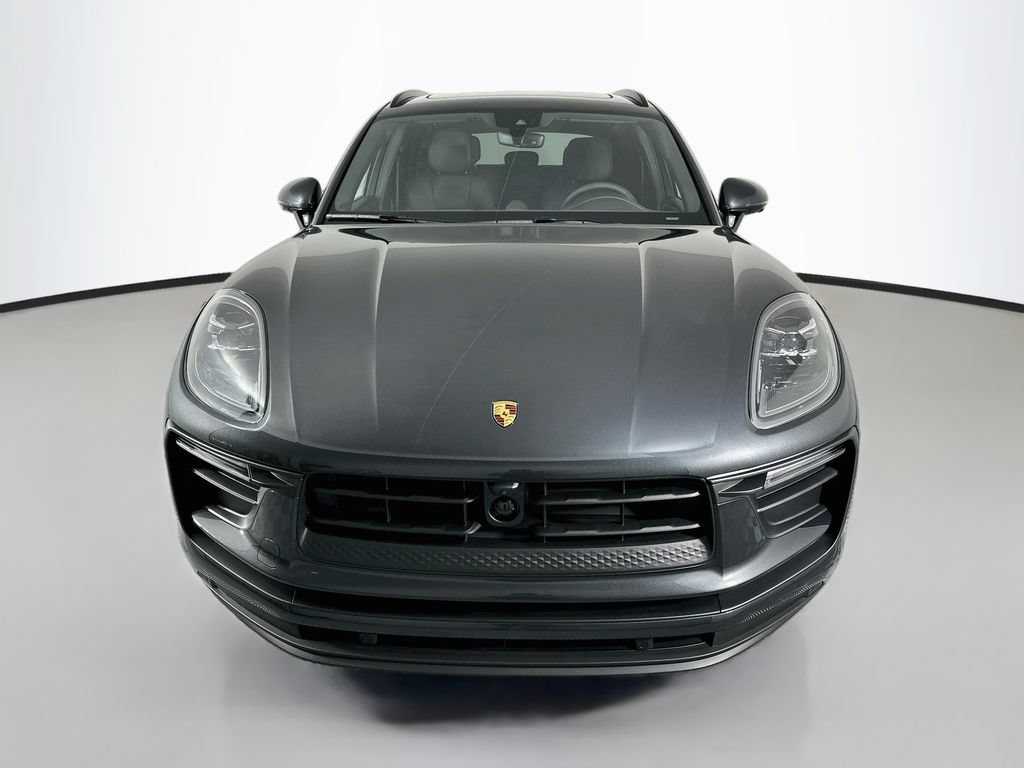 New 2026 Porsche Macan AWD/4WD image 6