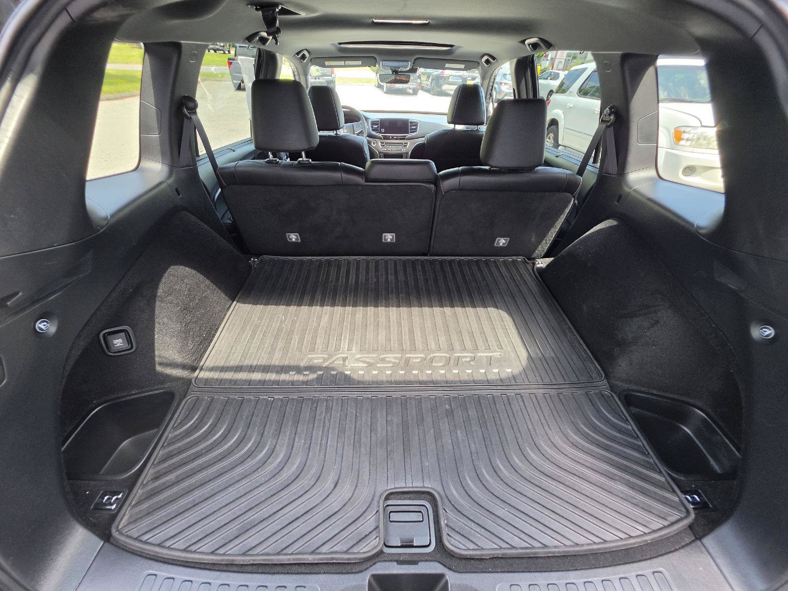 Used 2023 Honda Passport TrailSport image 8