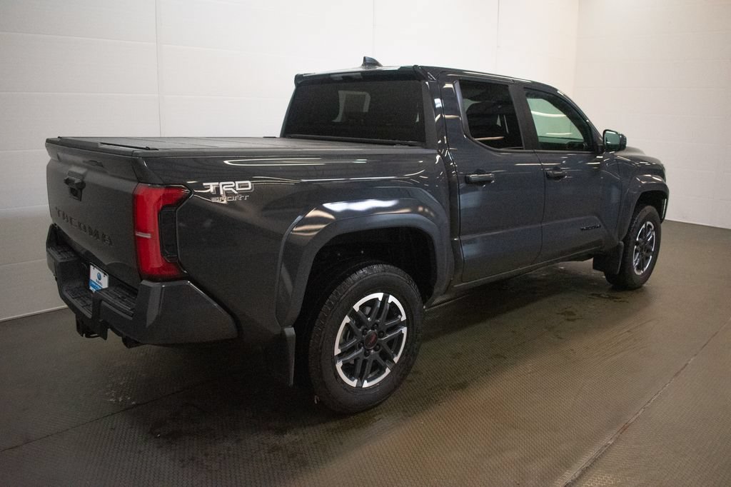 Used 2026 Toyota Tacoma TRD Sport AWD/4WD image 3
