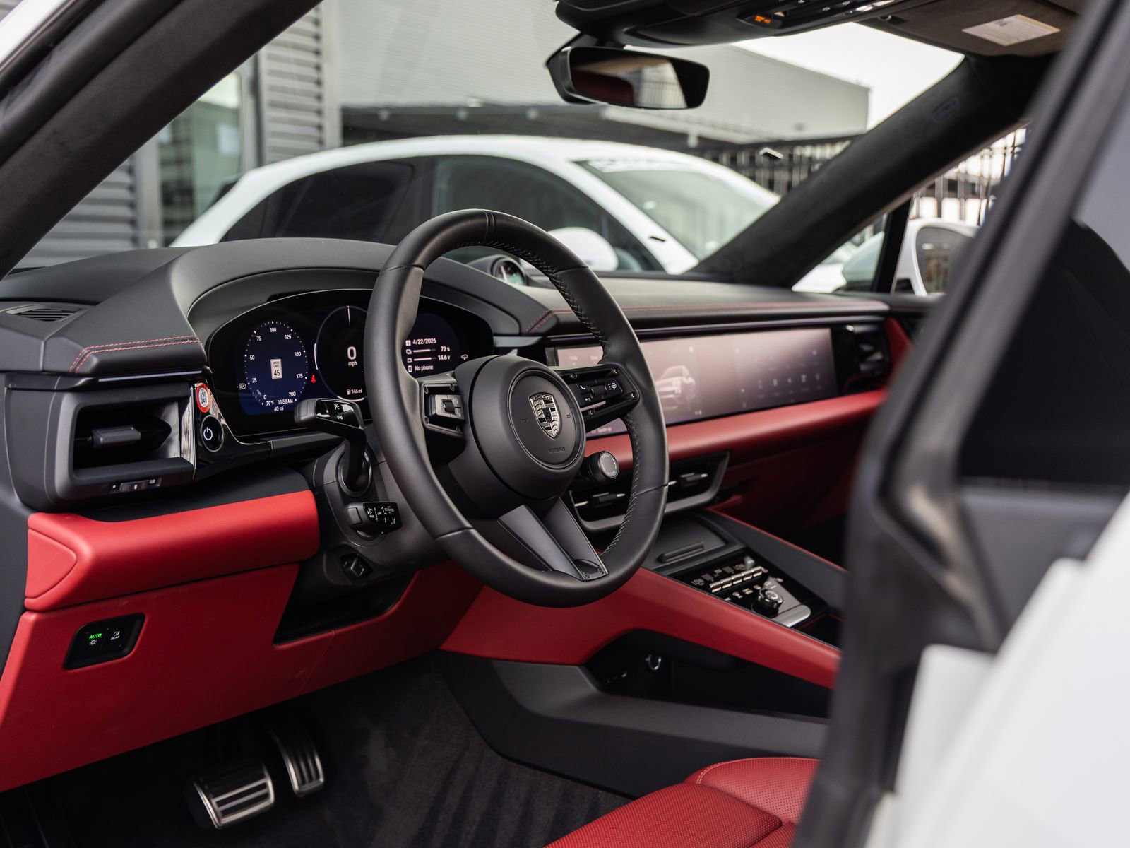 New 2025 Porsche Macan Turbo Electric AWD/4WD image 4