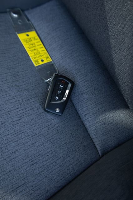 Used 2023 Toyota Camry LE FWD image 24