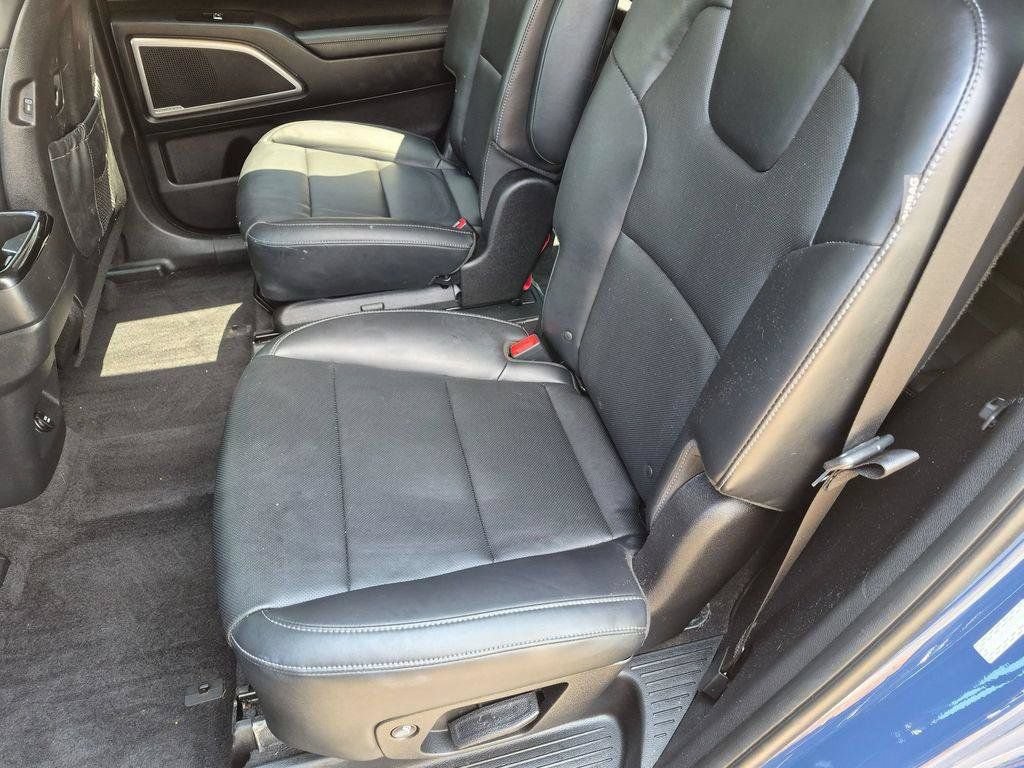 Certified 2023 Kia Telluride S AWD/4WD image 24