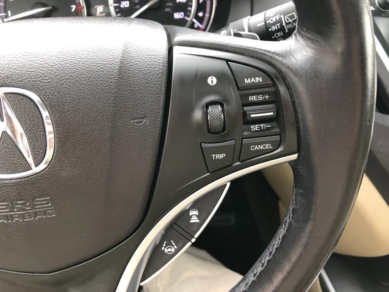 Used 2017 Acura MDX SH-AWD w/ Advance Package image 17