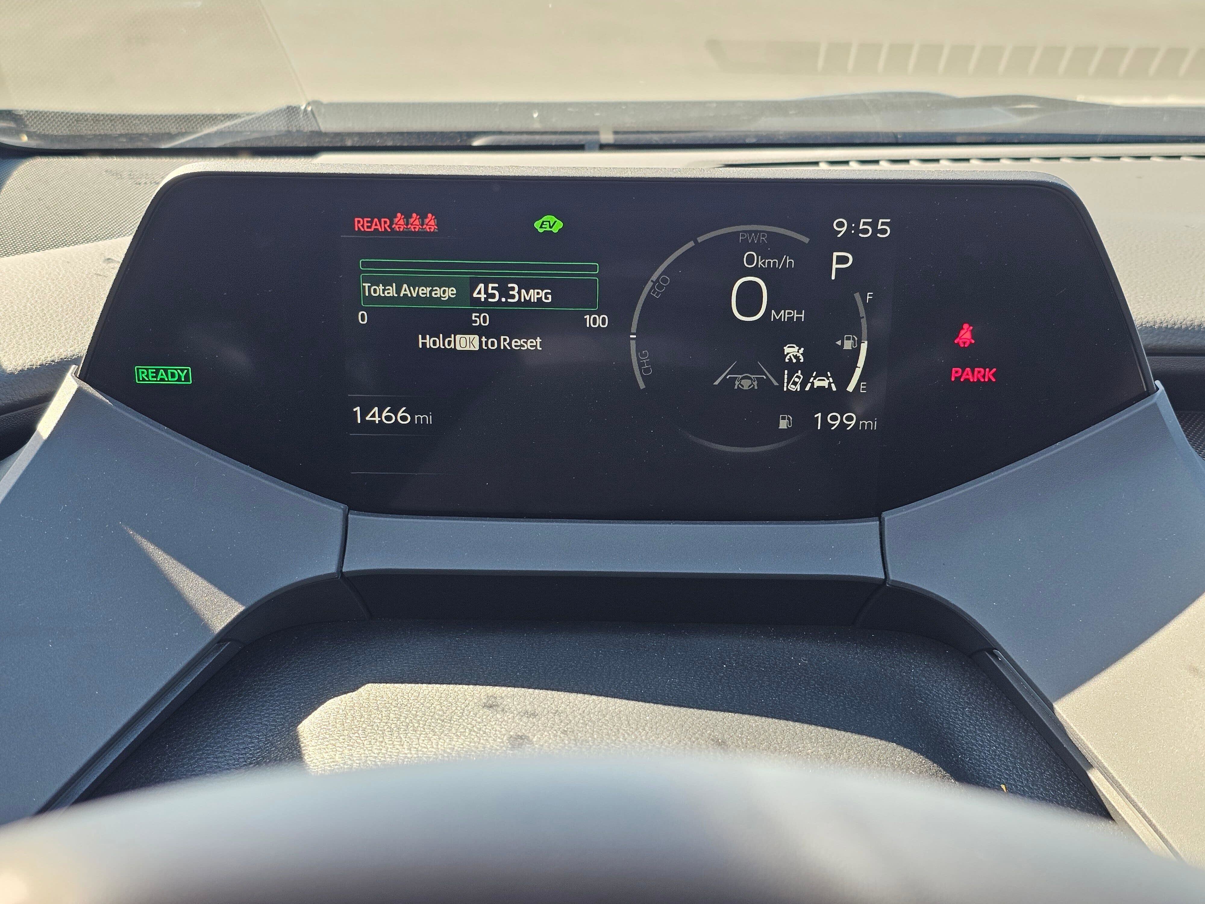 Used 2024 Toyota Prius LE image 22