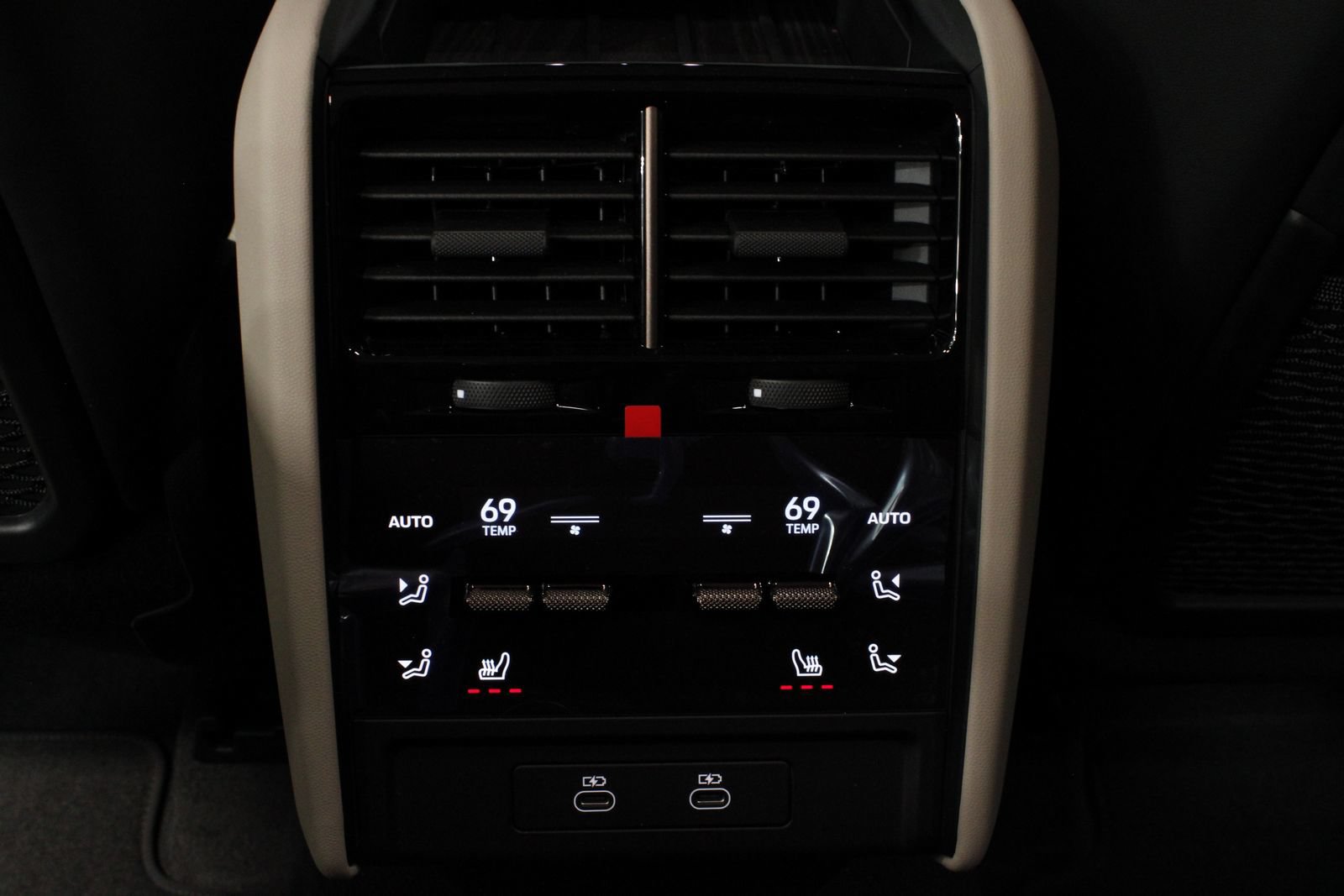 Used 2026 Porsche Cayenne Electric AWD/4WD image 41