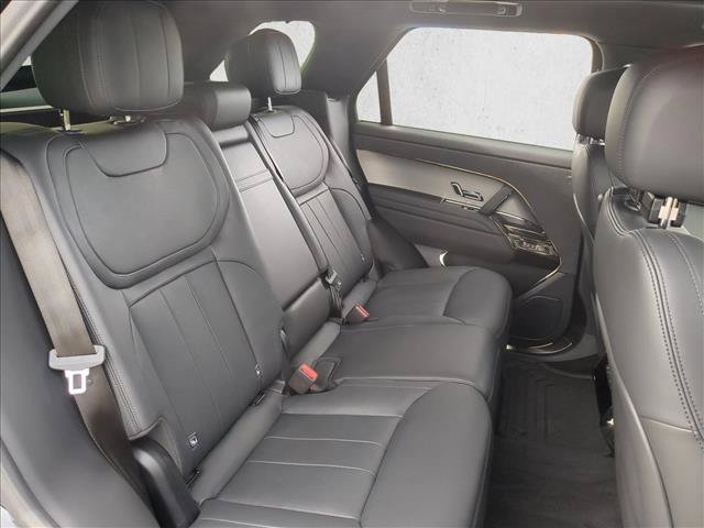 Used 2025 Land Rover Range Rover Sport SE AWD/4WD image 26