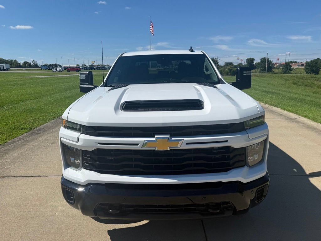 Used 2025 Chevrolet Silverado 2500 Custom w/ Custom Value Package RWD image 13