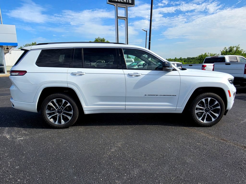 Used 2023 Jeep Grand Cherokee L Overland AWD/4WD image 15