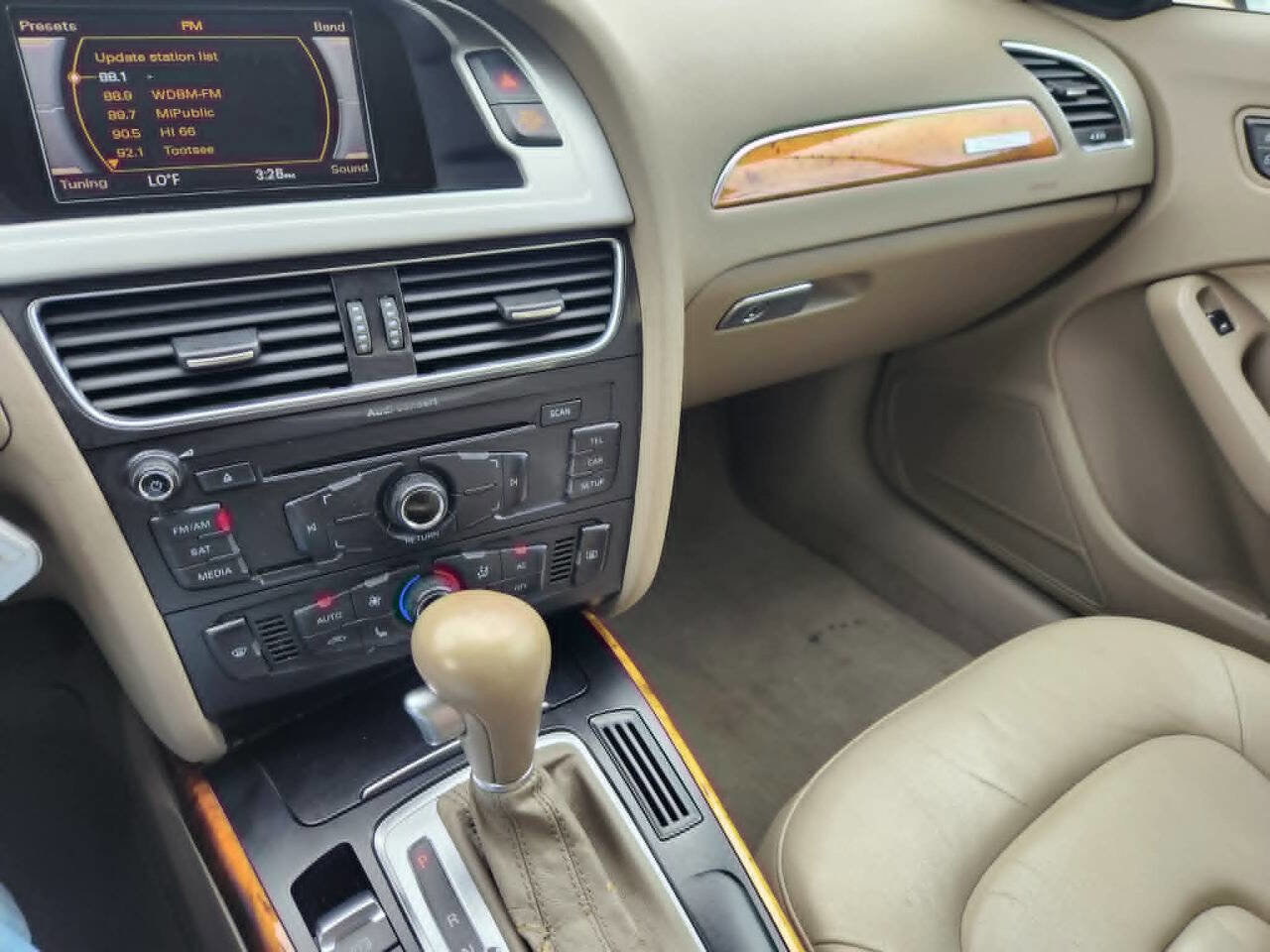 Used 2011 Audi A4 2.0T Premium image 23