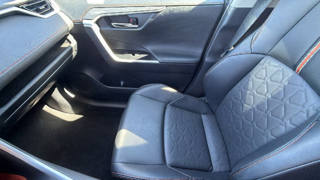 Used 2024 Toyota RAV4 Adventure image 12