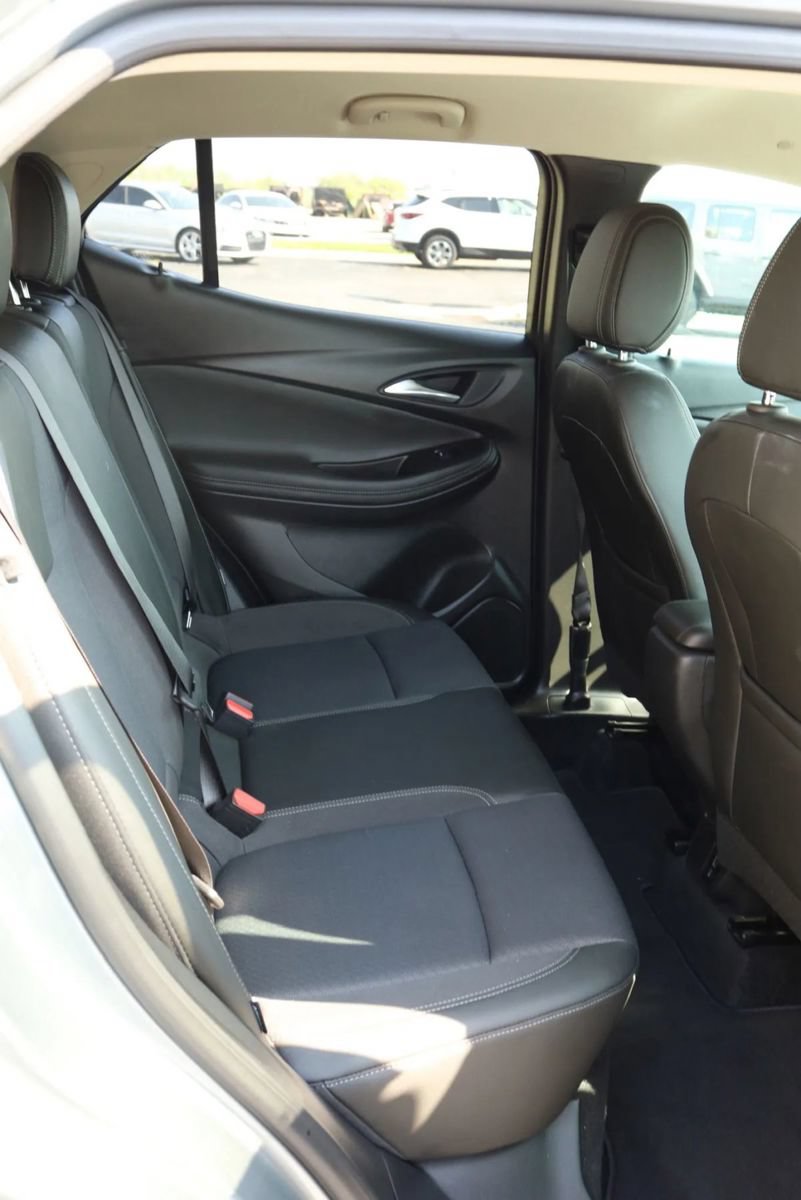 Used 2025 Buick Encore GX Preferred FWD image 39