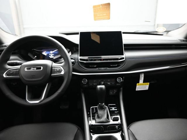 New 2025 Jeep Compass Latitude w/ Convenience Group AWD/4WD image 29