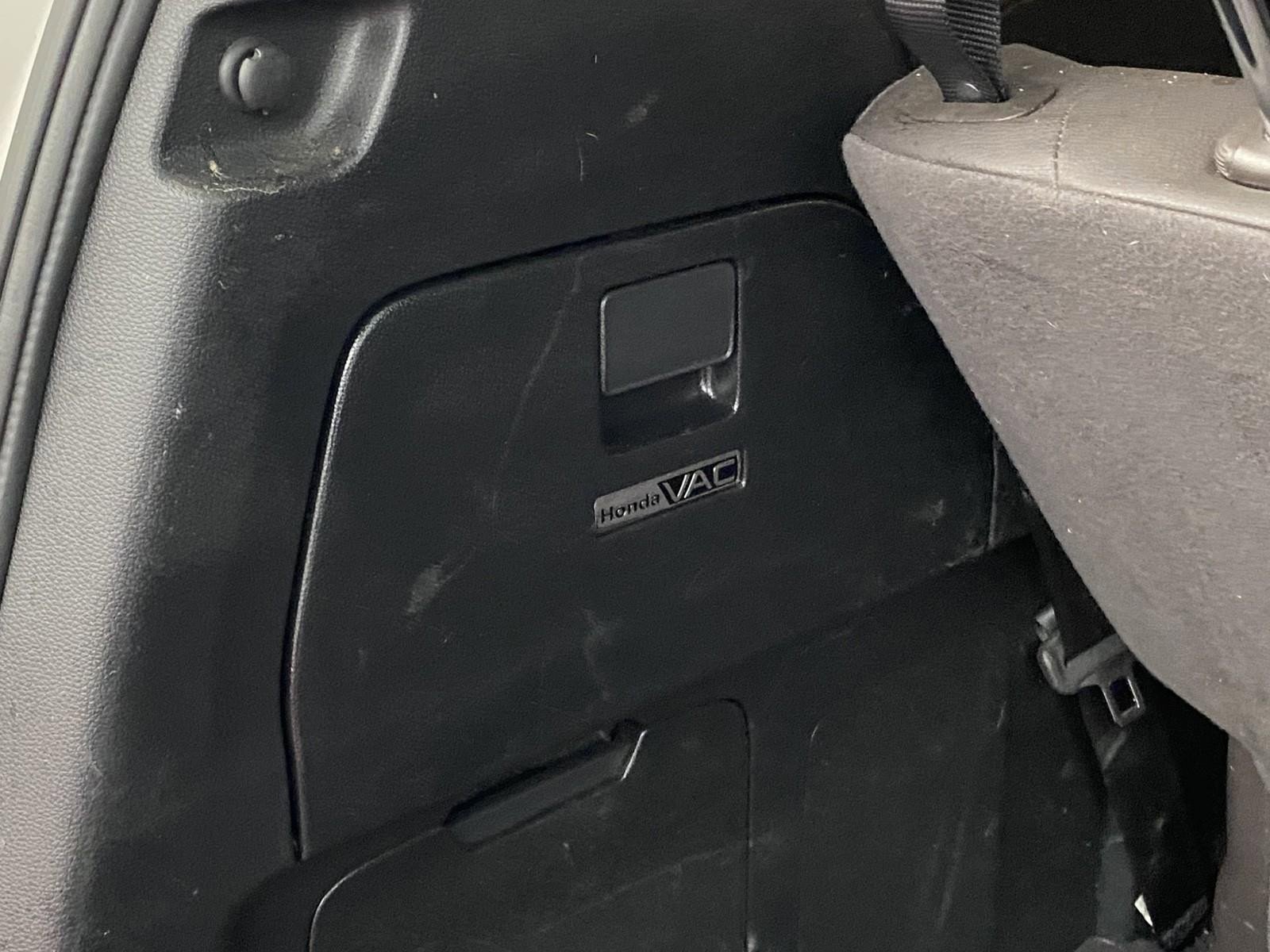Used 2018 Honda Odyssey Elite image 15